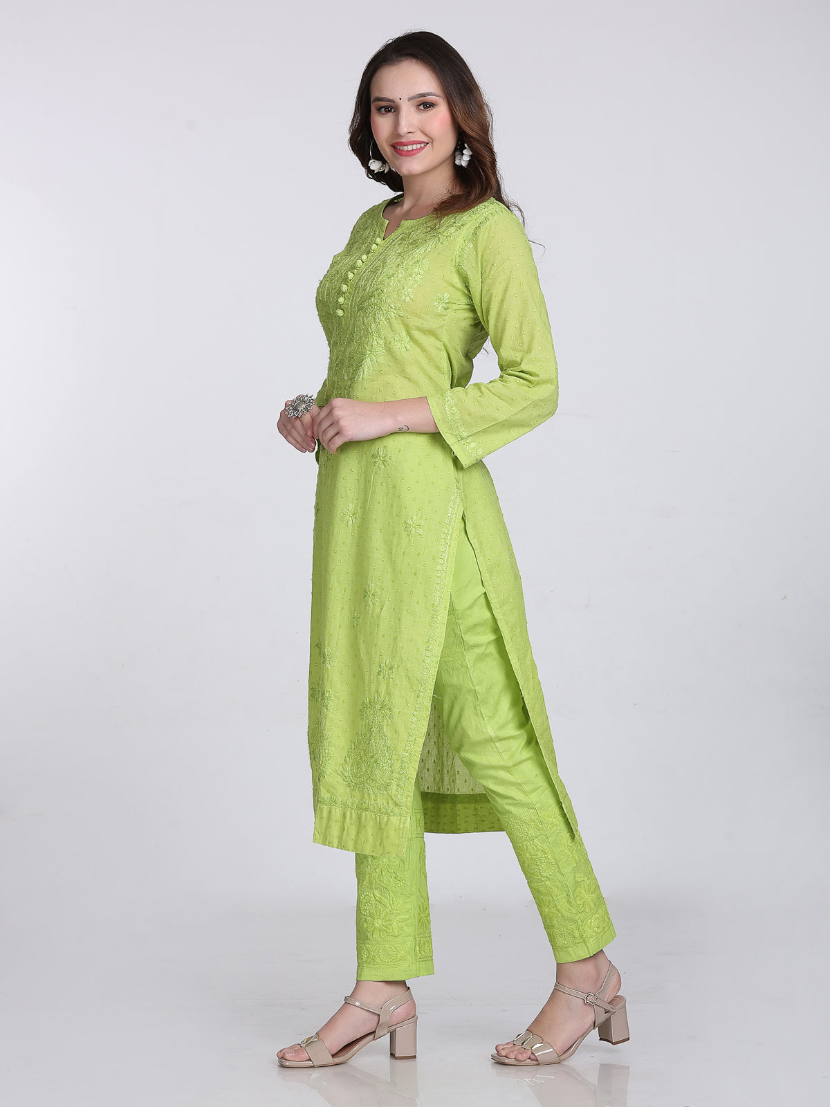 Trending Cotton Dyed Chikankari Co-ord Set In Beautiful Shades